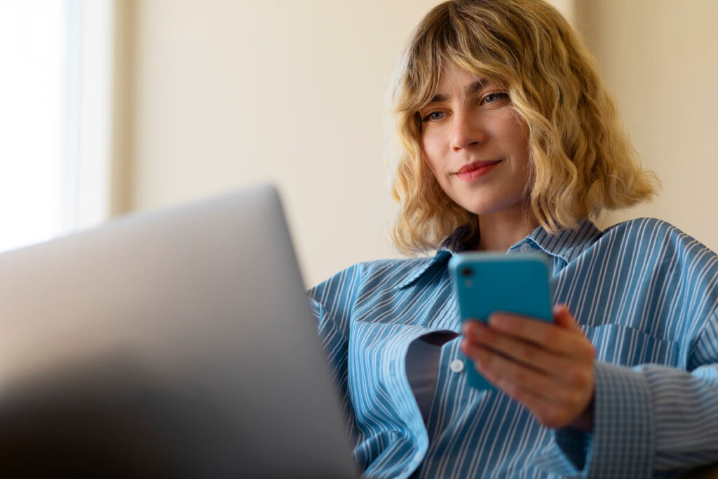 Consultation d'un relevé de compte bancaire affichant la mention PayPal Europe Sàrl.