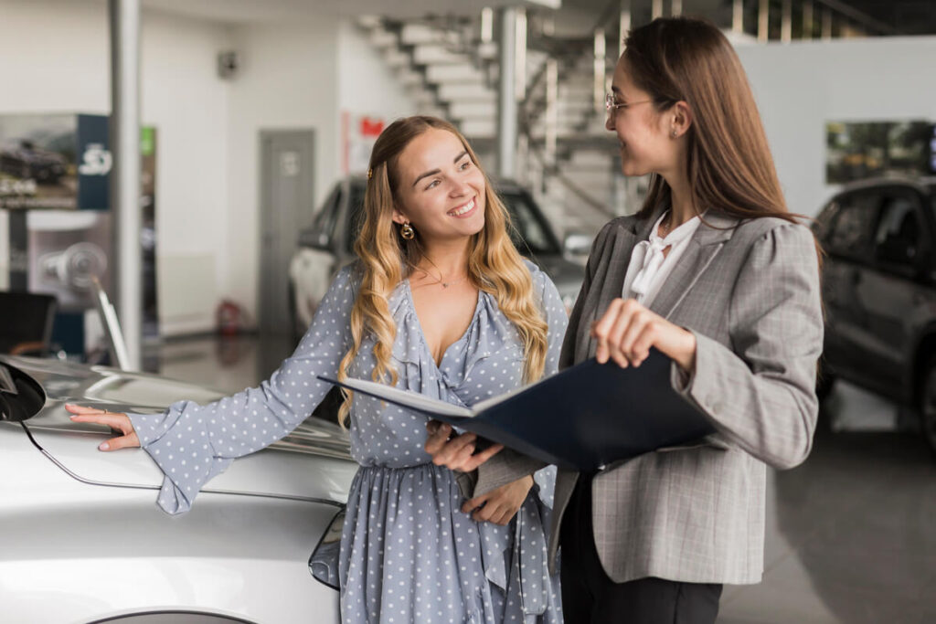 Assureurs traditionnels vs Néo-assureurs : où payer son assurance auto moins cher ? 2